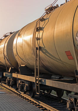 Railroad tank car